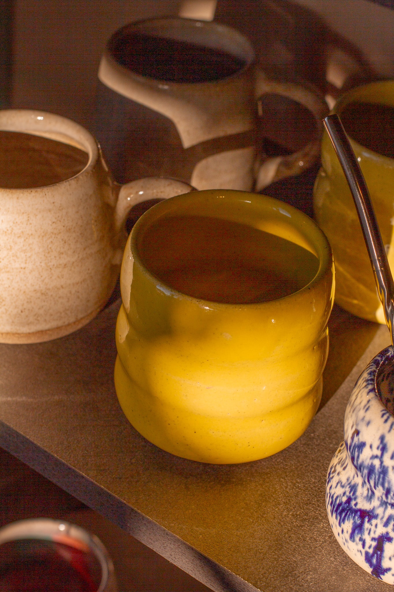 Taza Amarilla de Cerámica