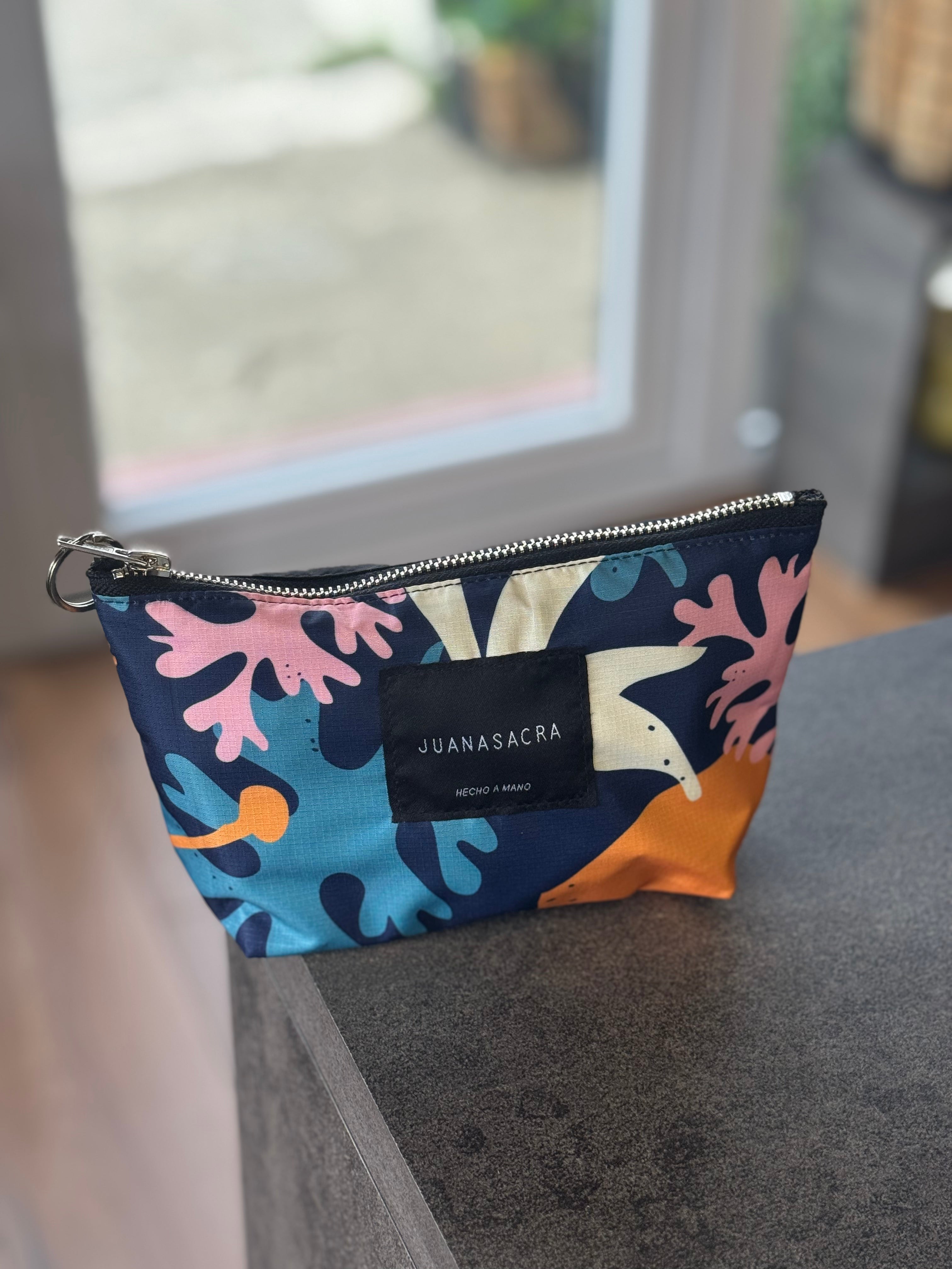 Estuches Medianos Juana Sacra