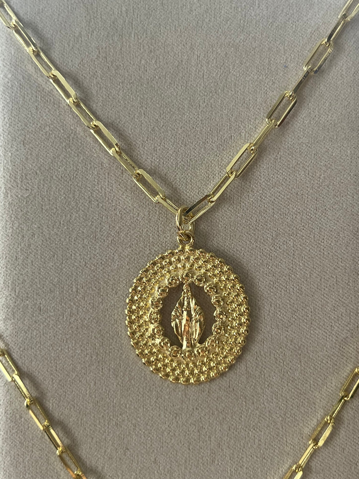 Collar Virgen Oro