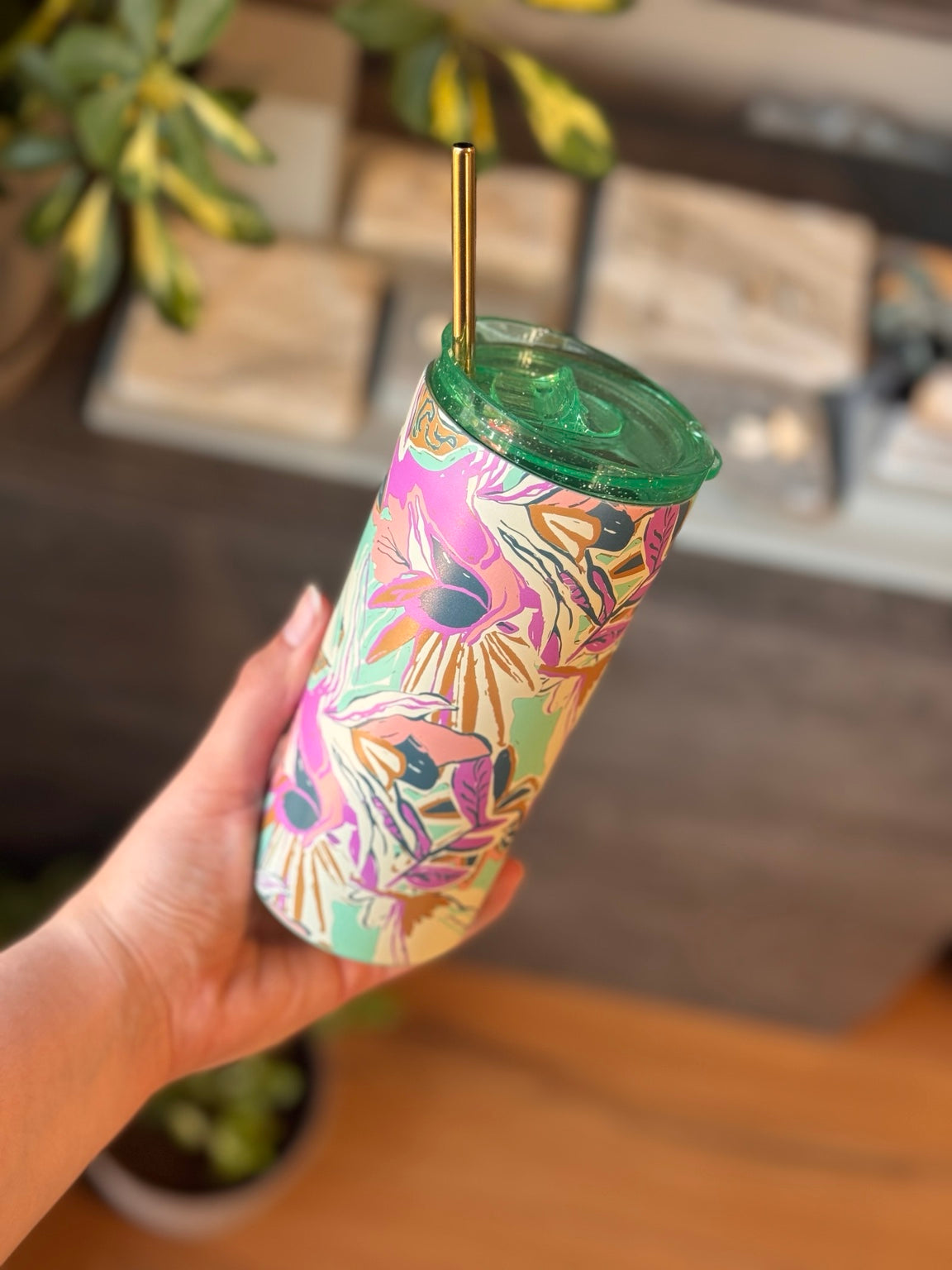 Tea Tumbler 470 ml, diseño Menta Flores Abstractas